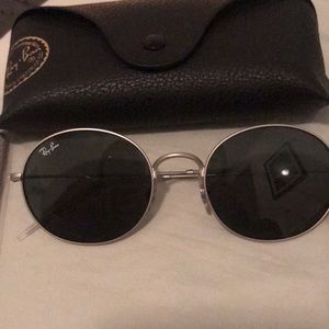 Ray Ban authentic oval glasses (new never worn)